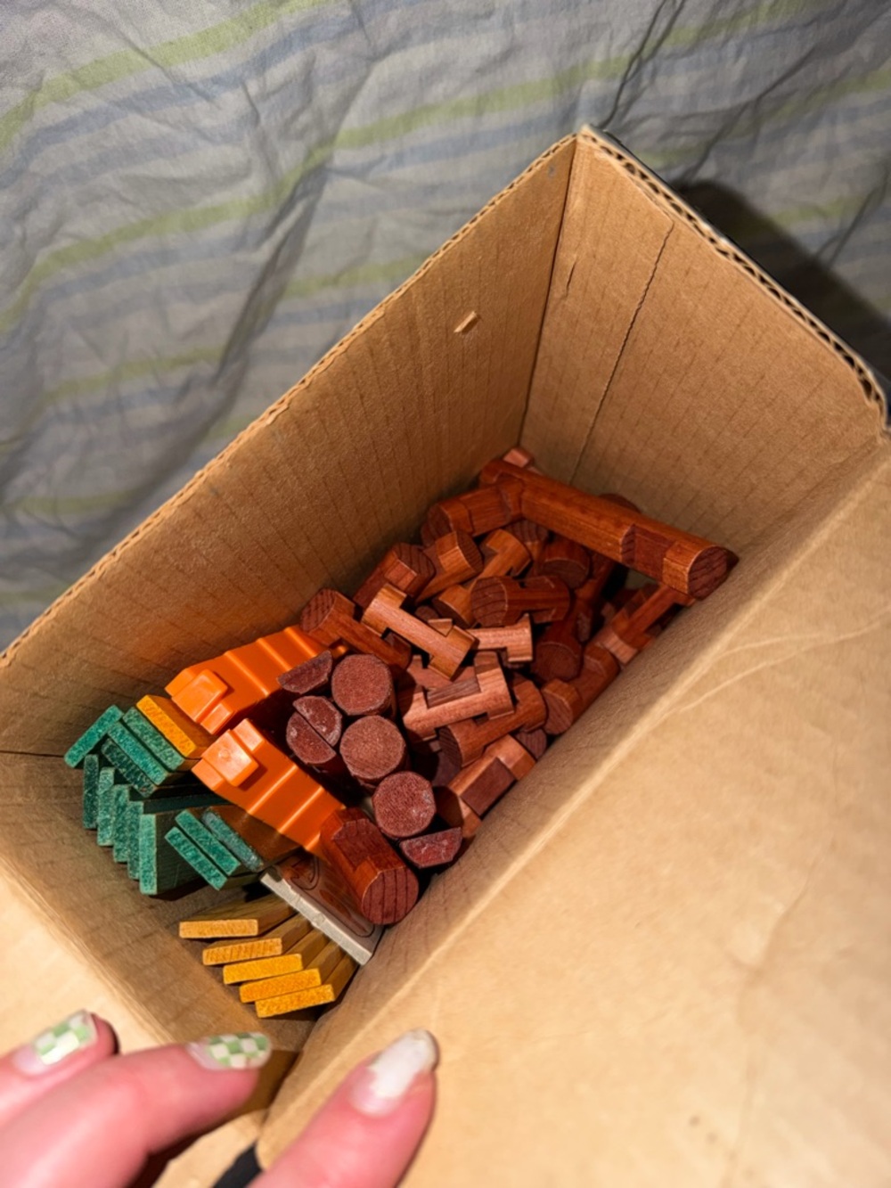 Vintage Playskool Lincoln Logs Set 103 Pieces Real Wood Original Box 1980s Toy - Picture 4 of 4